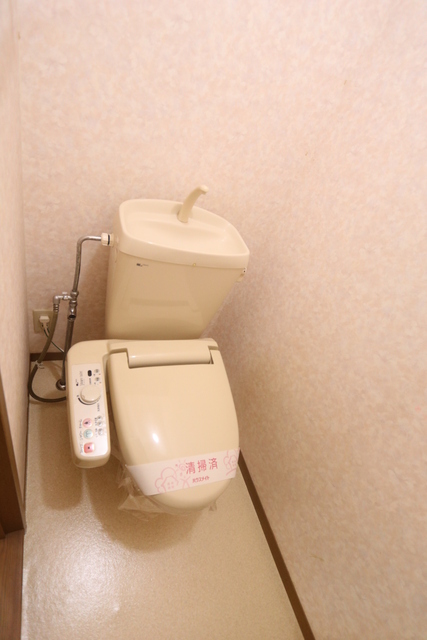 トイレ　☆衛生的な温水洗浄便座☆