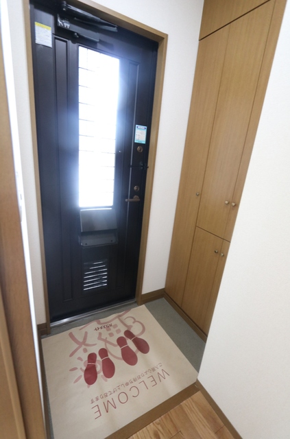 玄関　☆たくさん収納可能なシューズボックス☆