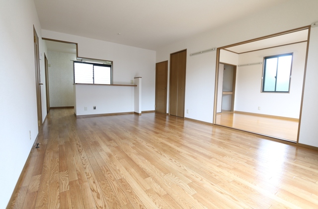 居室・リビング　☆広々ＬＤＫ１６．５帖もございます☆