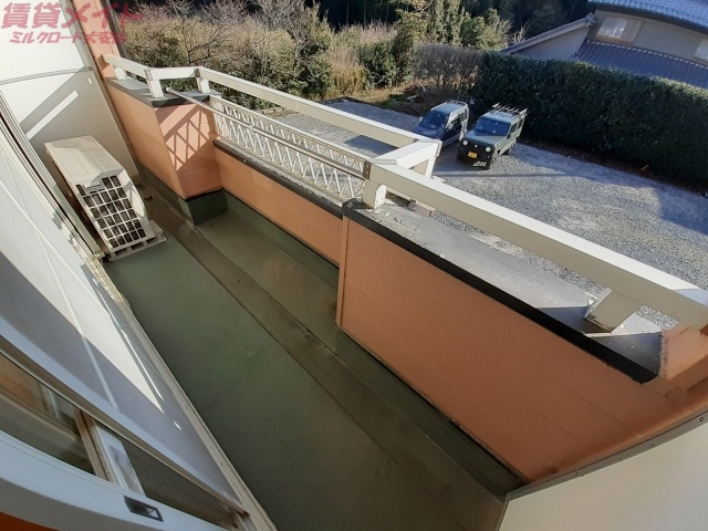 バルコニー　同タイプの画像です
