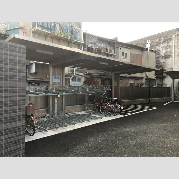 プレミアム菱屋西の外観写真