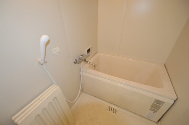 バス・シャワールーム　落ち着く空間のバスルーム♪