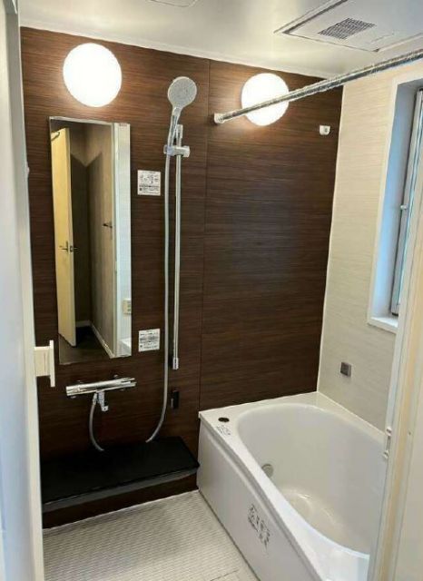 バス・シャワールーム