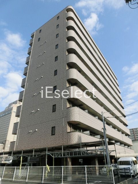 建物外観　経済的な都市ガス・エレベーター完備