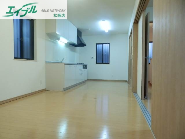 居室・リビング　同型参考写真