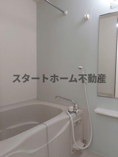 バス・シャワールーム　日々の疲れを癒すお風呂付です