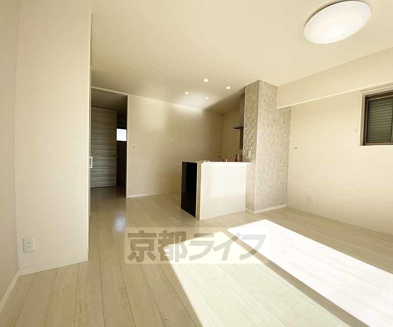 居室・リビング　地下鉄・ＪＲダブルアクセス