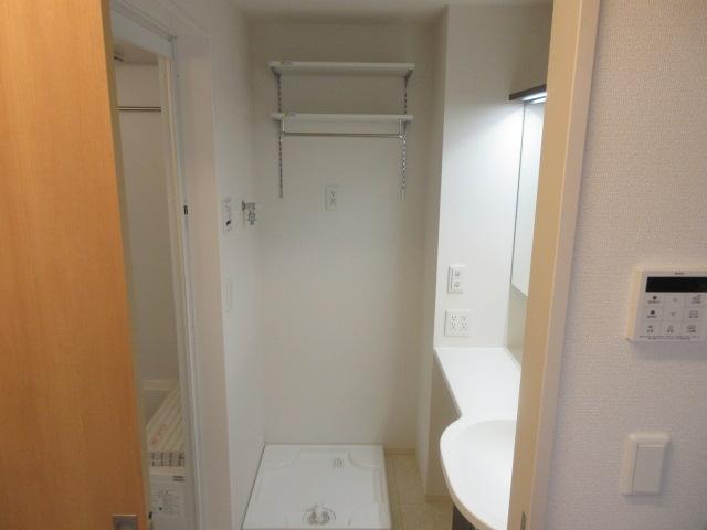 その他設備　室内洗濯機置き場。