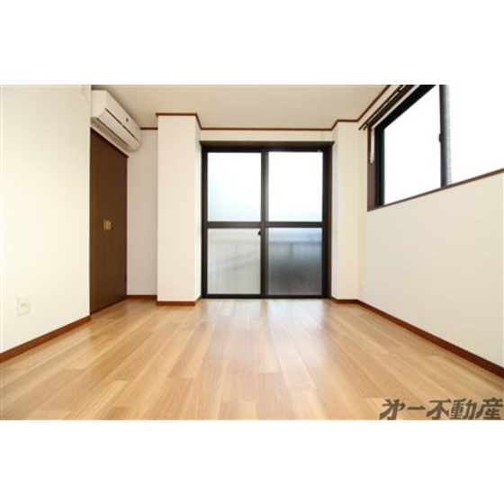 居室・リビング　居室