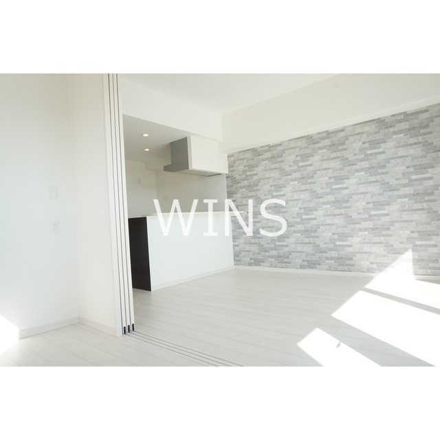 居室・リビング　別部屋参考写真です。