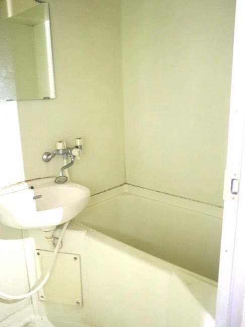 バス・シャワールーム　別号室