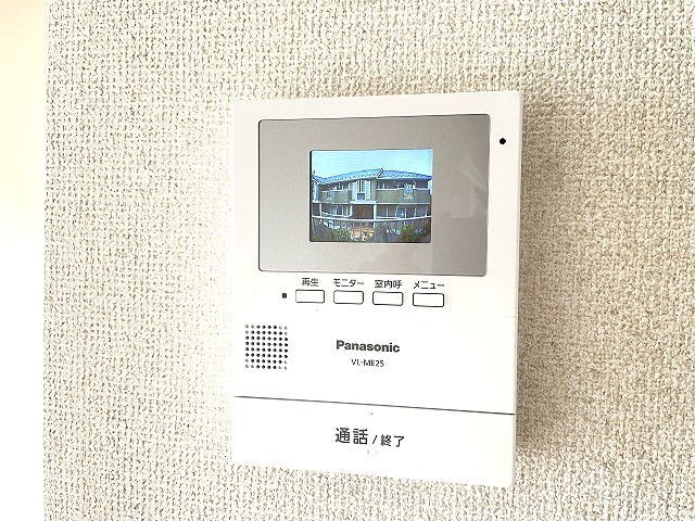 セキュリティ　防犯対策に有効なカメラ付きインターホン！録画機能が付いている
