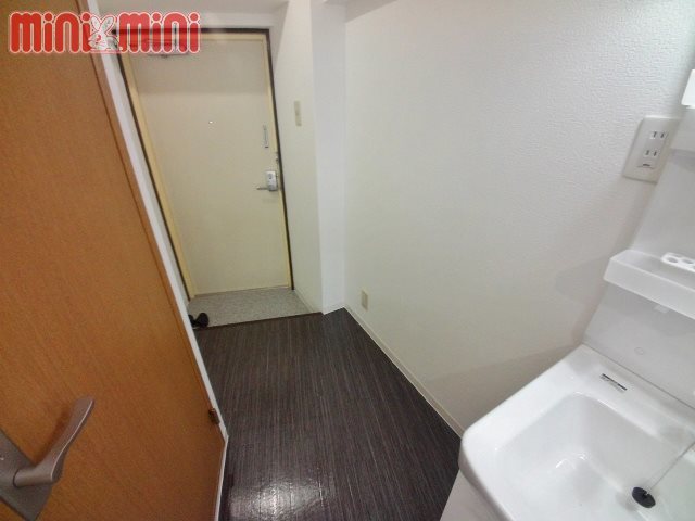 その他　玄関周辺んです