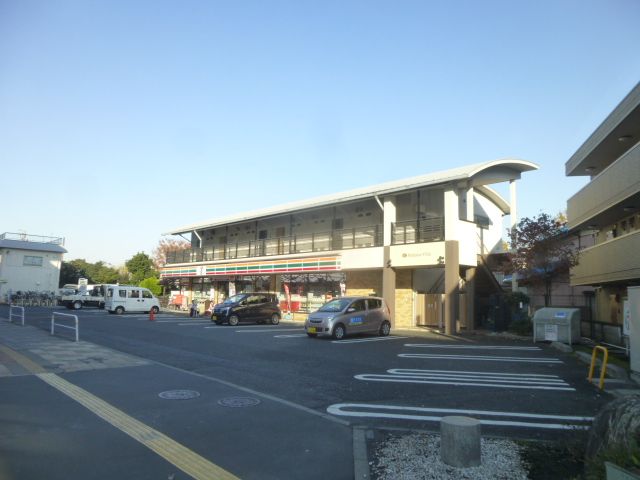 コンビニ　セブンイレブン足立舎人2丁目店（コンビニ）まで330m