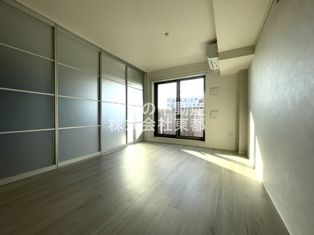 居室・リビング　リビングでゆったりくつろげる憩いの空間♪