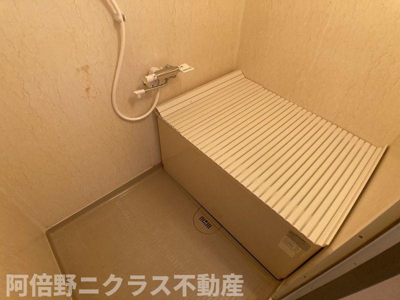 バス・シャワールーム　内装は別部屋の参考写真です。
