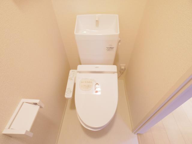 トイレ　トイレもきれいです