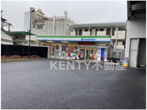 コンビニ　ファミリーマート 雑色駅広場前店（コンビニ）まで196m