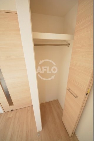 収納　プレサンス玉造駅前ルージュ　クローゼット