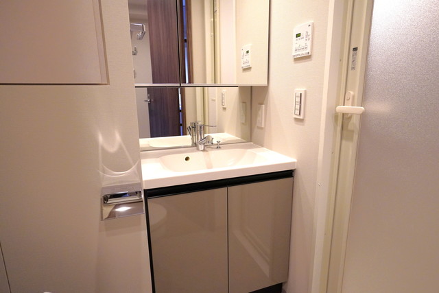 洗面設備　※写真は同タイプ住戸です。