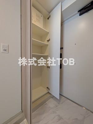 その他設備　玄関収納