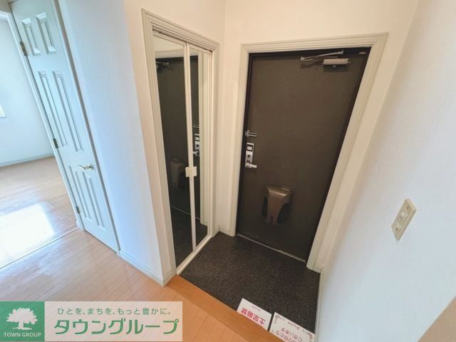 玄関　お問合せはタウンハウジングまで！※現地待合わせ相談可能