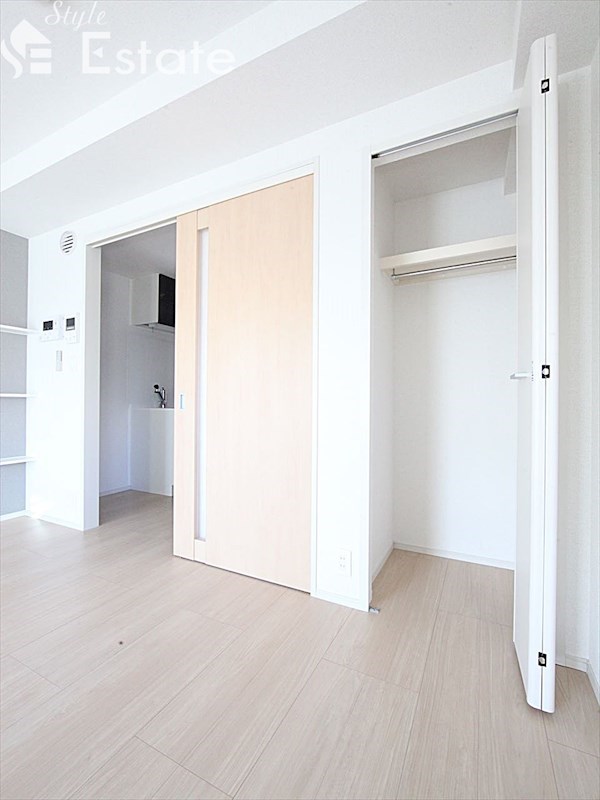 収納　クローゼット