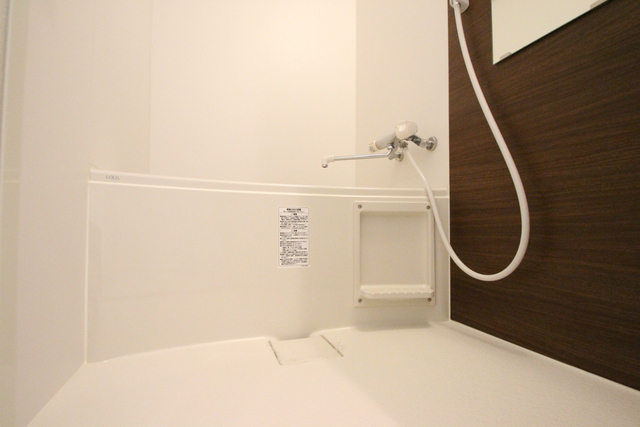 バス・シャワールーム　※同号室別室の参考写真です。