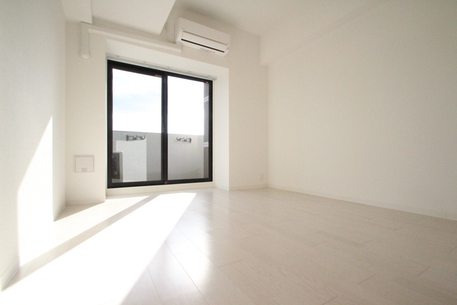 居室・リビング　※同号室別室の参考写真です。