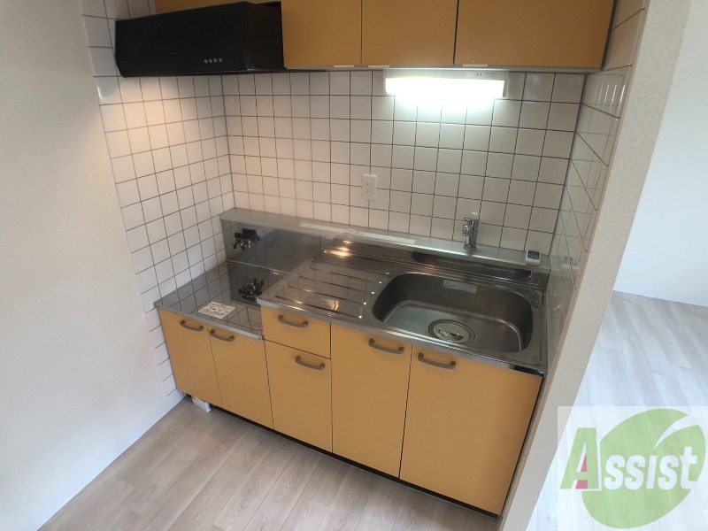 キッチン　キッチンです。一人暮らしなら十分な大きさですね。