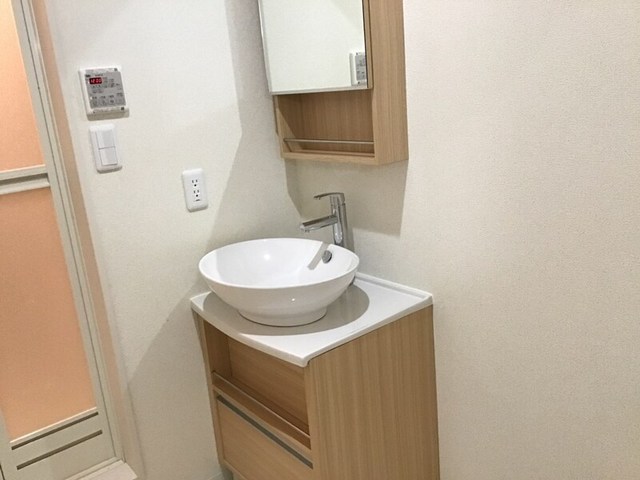 洗面設備　同仕様
