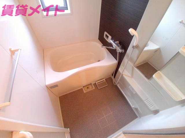 バス・シャワールーム　同型参考写真