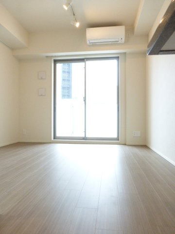 居室・リビング　居間