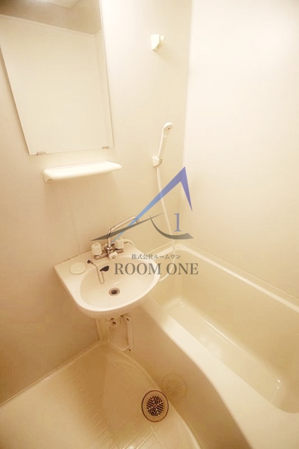 バス・シャワールーム　お風呂です。