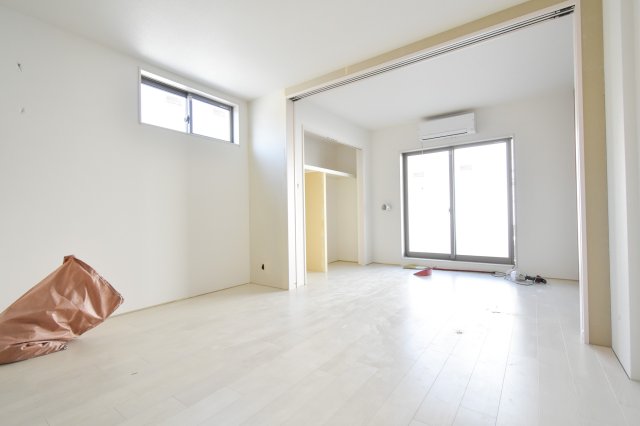 居室・リビング　エアコン付き