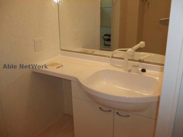 洗面設備　同型モデル