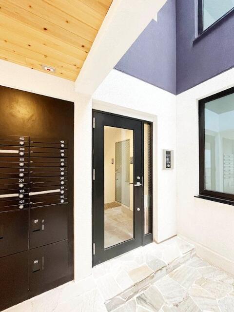 その他共有部分　オートロックの入り口です