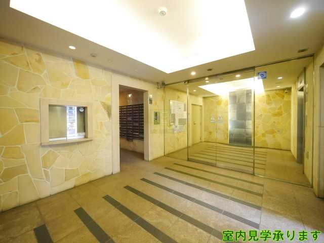 ロビー　グランカーサ新宿御苑（exスペーシア新宿）