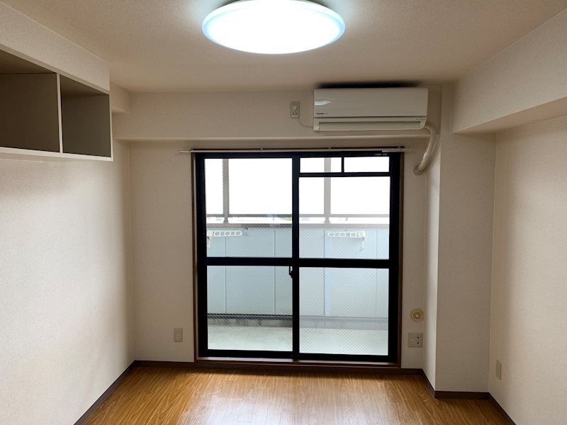 居室・リビング　同じタイプのお部屋の写真です。ご参考までに