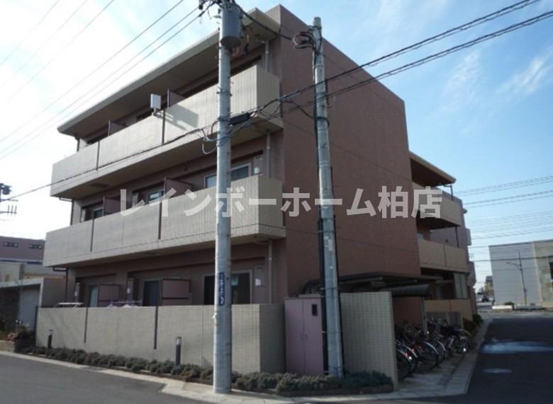 建物外観　おしゃれな外観です