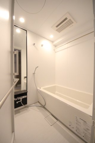 バス・シャワールーム　他号室参考写真