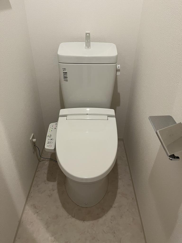 トイレ　※同建築物別部屋(同仕様)