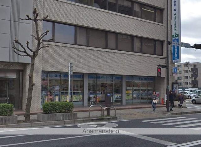 コンビニ　ローソン（コンビニ）まで511m