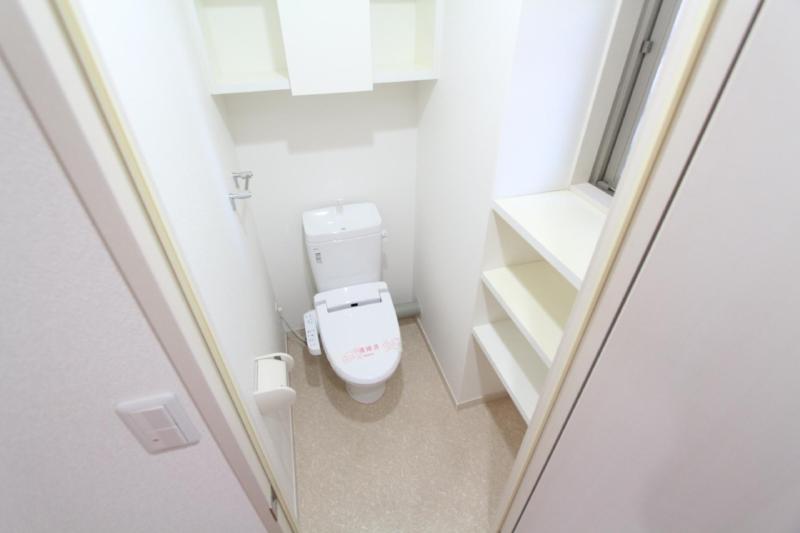 トイレ　同タイプ・参考写真