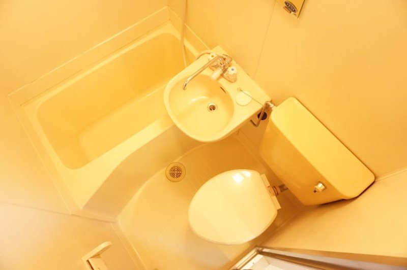 バス・シャワールーム　３点式ユニットバス