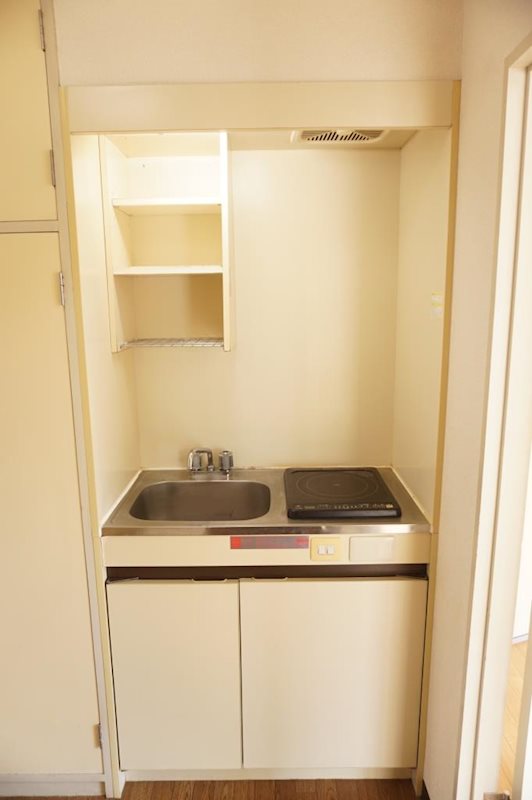 キッチン　ＩＨクッキングヒーターでお掃除らくらく