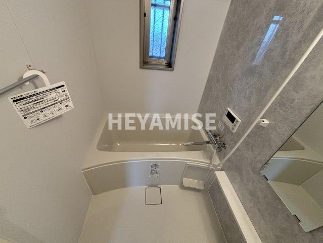 バス・シャワールーム　※室内画像は別号室のもの