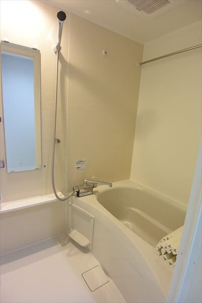 バス・シャワールーム　お風呂です