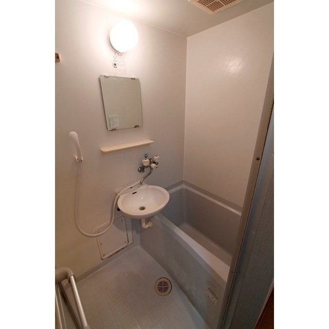 バス・シャワールーム　同仕様