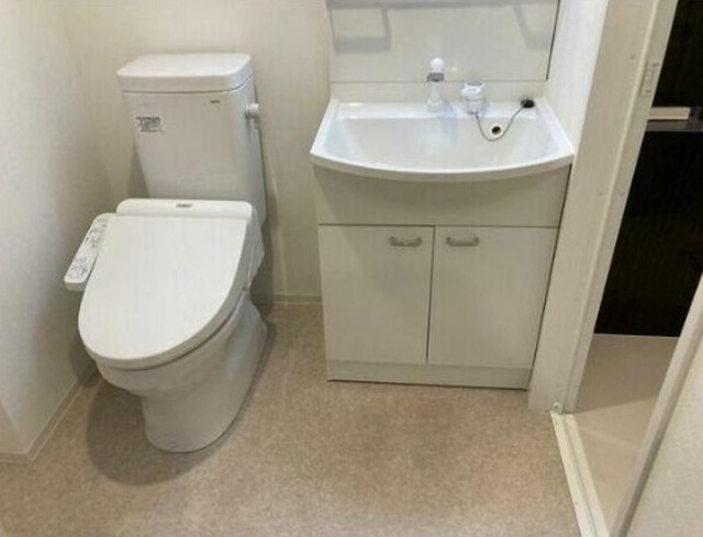 トイレ　同仕様